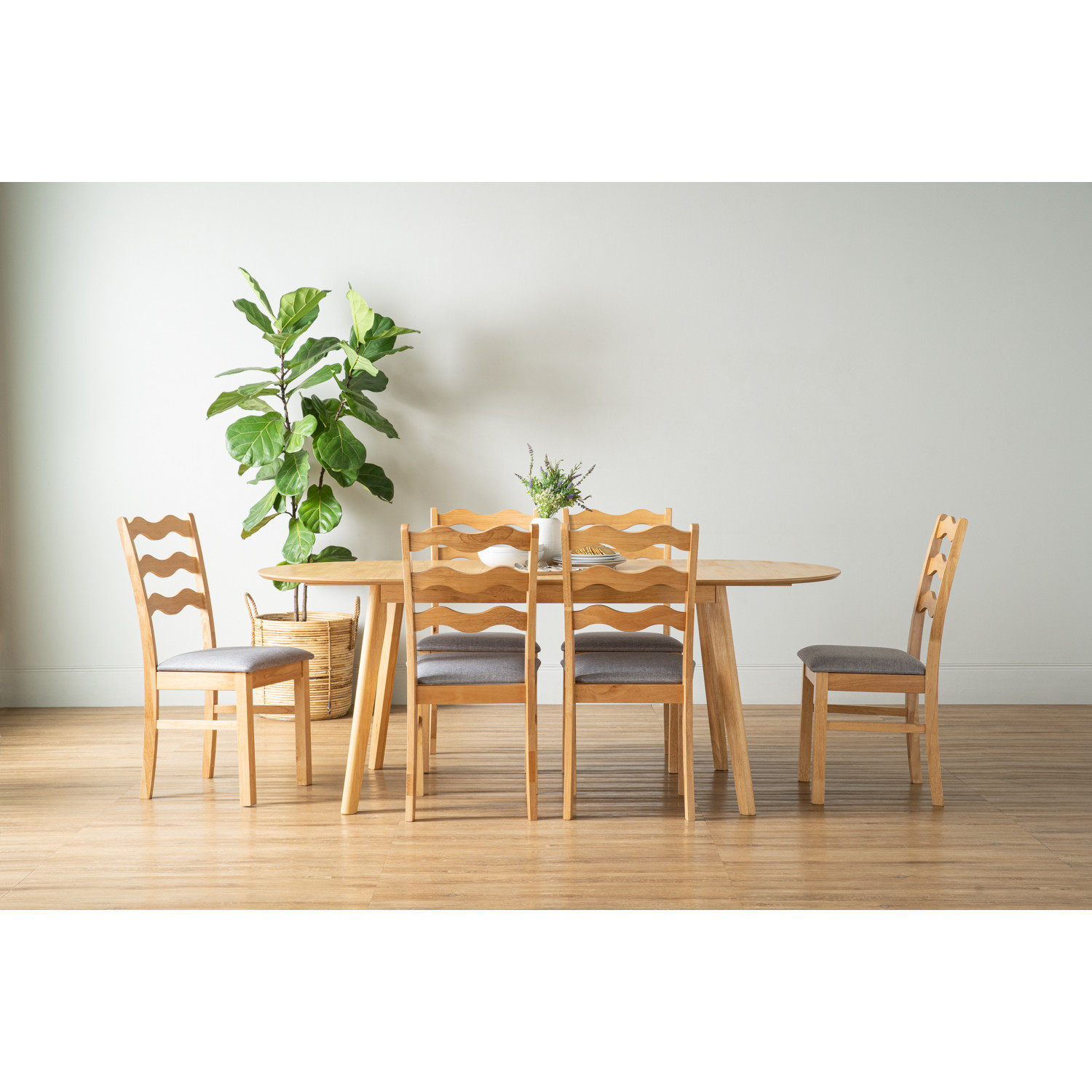 146133/241522 1+6 WERNER EXT DINING TABLE WITH WILLA DINING CHAIR 146133/241522 1+6 WERNER EXT DINING TABLE WITH WILLA DINING CHAIR