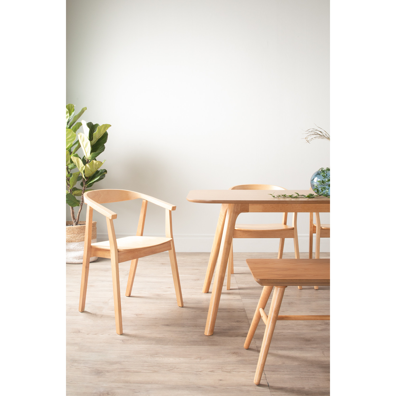 1469081/24092579/2309323 1+4+1 RODEN DINING TABLE WITH GRETA DINING CHAIR & MARRIM BENCH 1469081/24092579/2309323 1+4+1 RODEN DINING TABLE WITH GRETA DINING CHAIR & MARRIM BENCH