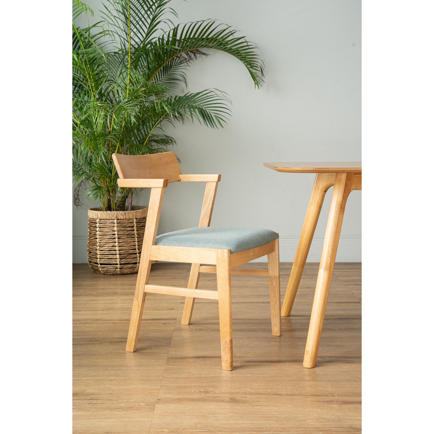 1469081/241520 1+6 RODEN DINING TABLE WITH ZELIG DINING CHAIR 1469081/241520 1+6 RODEN DINING TABLE WITH ZELIG DINING CHAIR