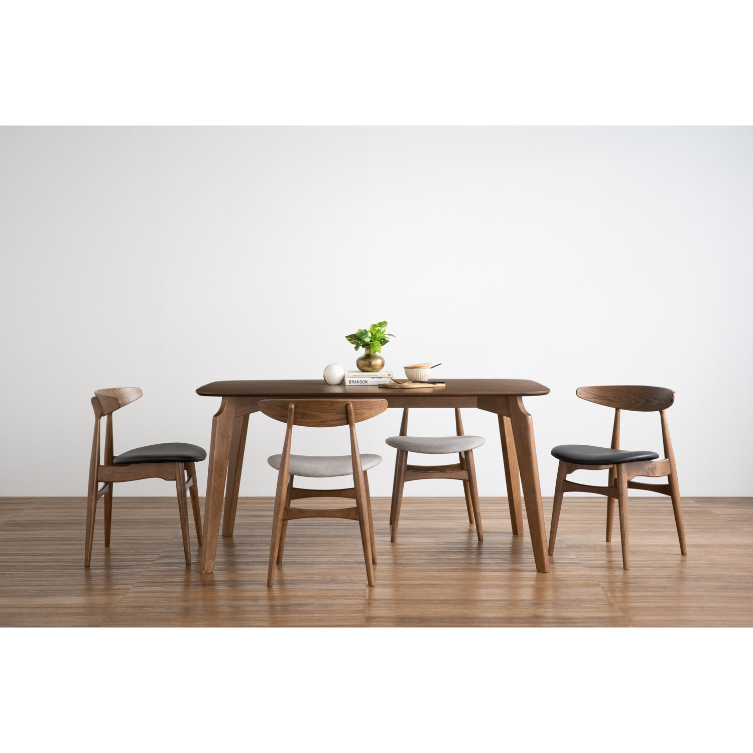 145094/241575 1+6 ACKER DINING TABLE WITH TRICIA DINING CHAIR 145094/241575 1+6 ACKER DINING TABLE WITH TRICIA DINING CHAIR