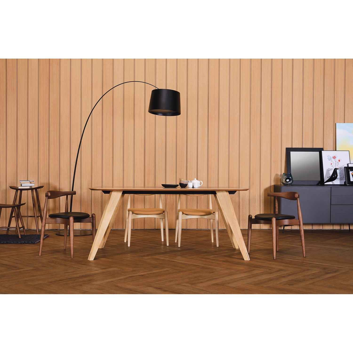 1409695/1469058/24092554/86101-777 1+6 RYDER DINING TABLE WITH BOUVIER DINING CHAIR 1409695/1469058/24092554/86101-777 1+6 RYDER DINING TABLE WITH BOUVIER DINING CHAIR