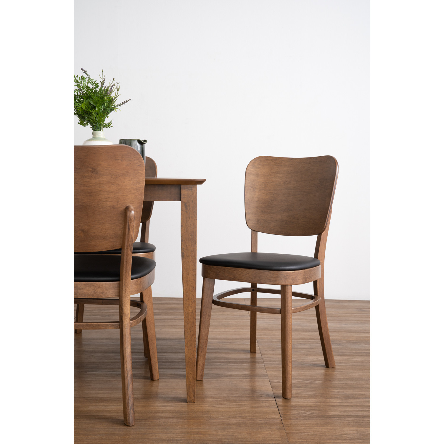 144043/241432 1+6 CHARMANT DINING TABLE WITH BEVERLY DINING CHAIR 144043/241432 1+6 CHARMANT DINING TABLE WITH BEVERLY DINING CHAIR