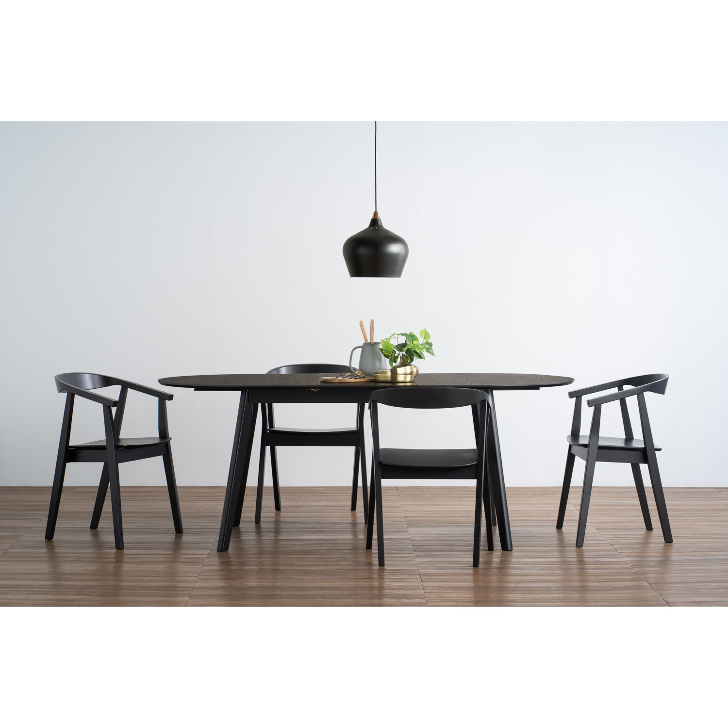 146134/24092581 1+6 WERNER EXT DINING TABLE WITH GRETA DINING CHAIR 146134/24092581 1+6 WERNER EXT DINING TABLE WITH GRETA DINING CHAIR