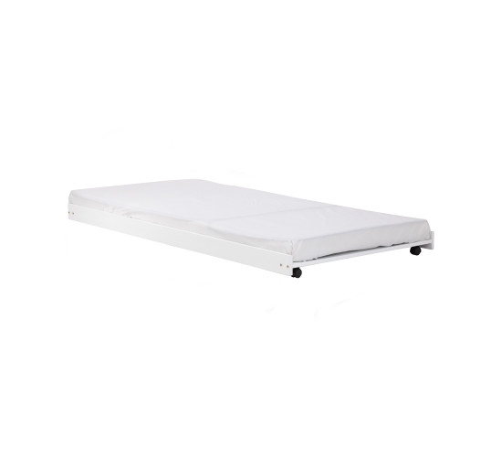 PULL OUT BED WITH 1900MM SIDE RAIL 130