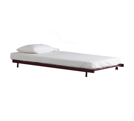 ALVIS PULL OUT BED WITH 1900MM SIDE RAIL MAROON #S...