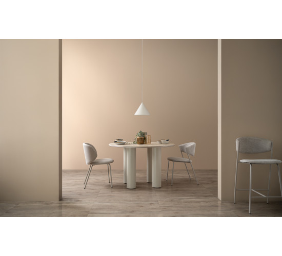 144103/241641 1+4 HIRI DINING TABLE WITH KENZI DIN... 144103/241641 1+4 HIRI DINING TABLE WITH KENZI DIN...