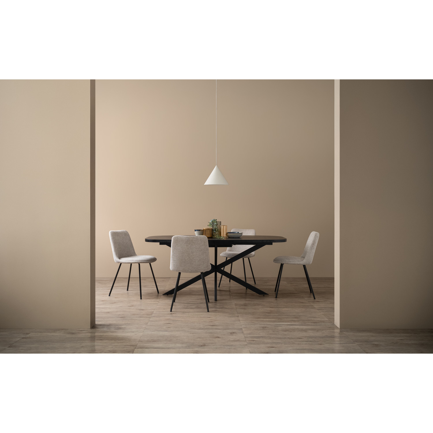 146151/241647 1+4 KURVA DINING TABLE WITH HEMI DINING CHAIR 146151/241647 1+4 KURVA DINING TABLE WITH HEMI DINING CHAIR